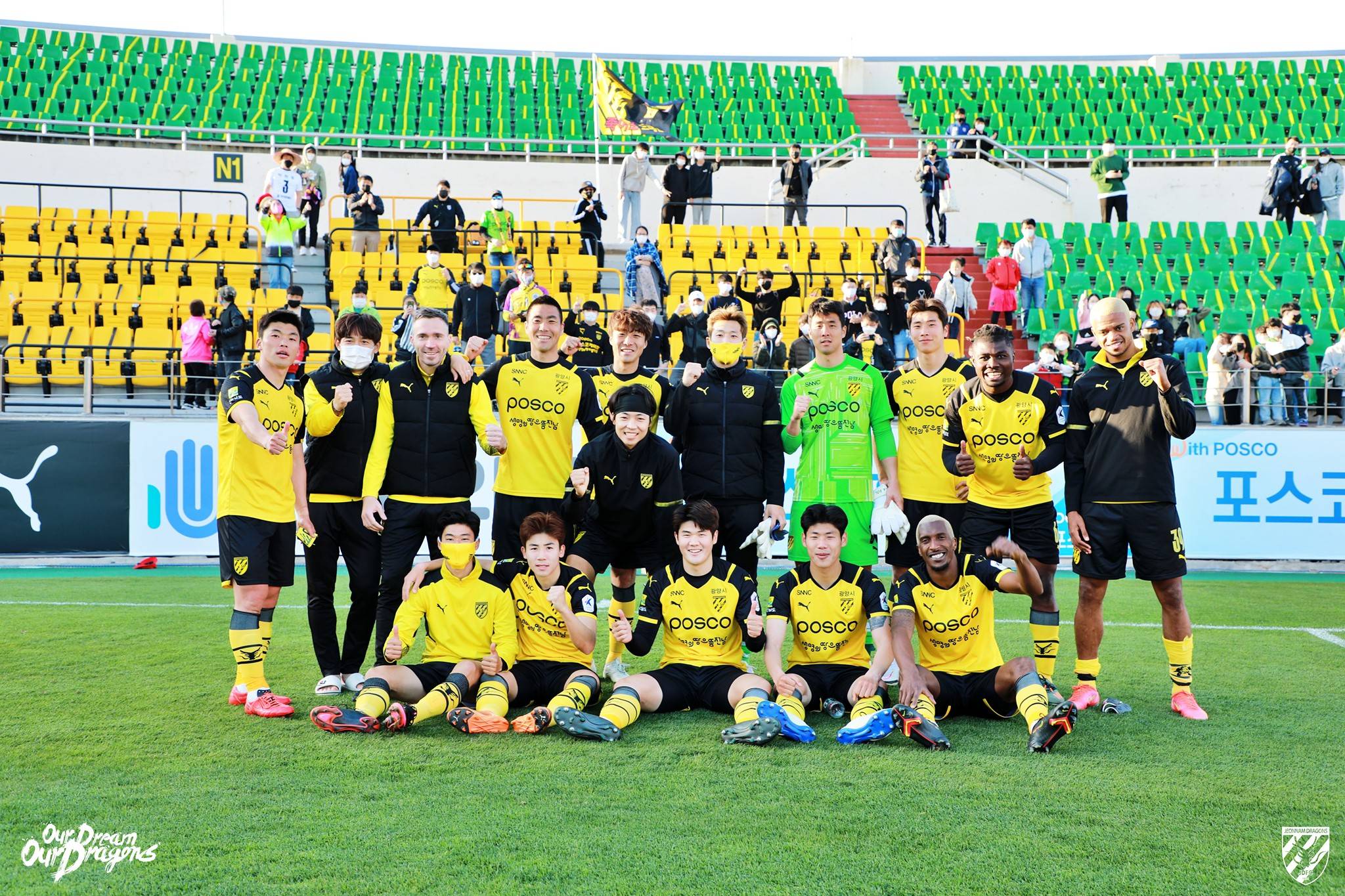 包含云达不莱梅迎来联赛三连胜，走向成功之路的词条