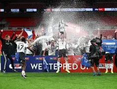 富勒姆客场战胜伯恩利，重返赢球轨道的简单介绍