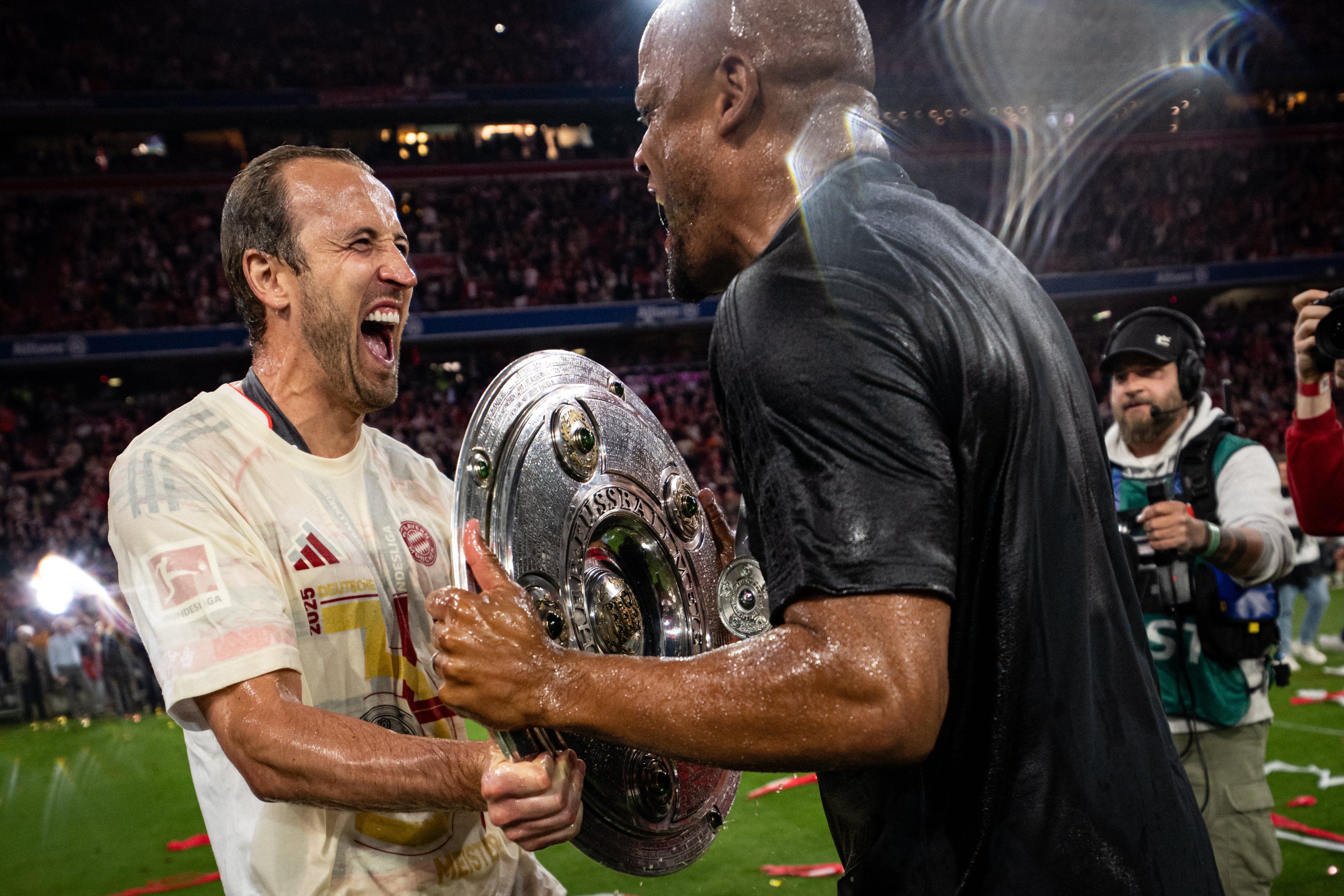 c7c7.app-拜仁慕尼黑在主场一举夺得胜利，扩大领先优势(拜仁慕尼黑的主场叫什么)