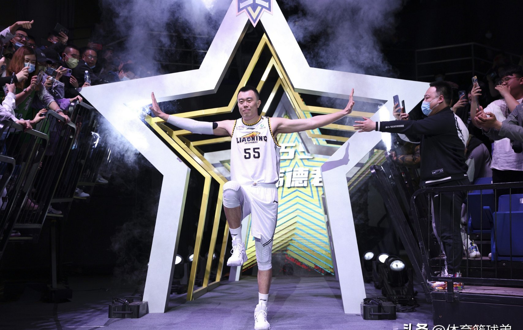 c7c7.app-球队晋级季后赛,目标锁定总冠军怎么办